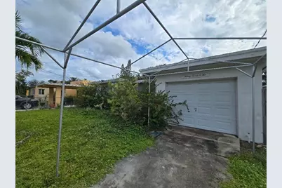 2702 Hayes Street, Hollywood, FL 33020 - Photo 20