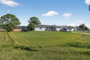 1097 SW Majorca Ave, Port Saint Lucie, FL 34953 - Photo 2