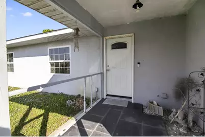 1097 SW Majorca Ave, Port Saint Lucie, FL 34953 - Photo 4