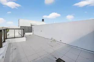 30 Isle of Venice Dr, Fort Lauderdale, FL 33301 - Photo 86