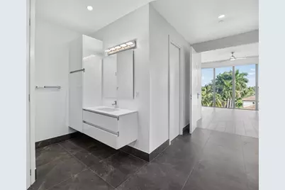 30  Isle Of Venice Dr, Unit #403, Fort Lauderdale, FL 33301 - Photo 48