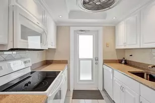 505 N Riverside Dr, Pompano Beach, FL 33062 - Photo 10