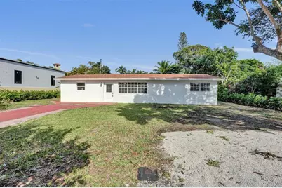 249 NW 4th Diagonal, Boca Raton, FL 33432 - Photo 2