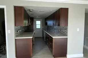 1015 SE 15th St, Fort Lauderdale, FL 33316 - Photo 12