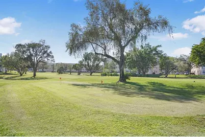 10467  Sunrise Lakes Blvd, Unit #210, Sunrise, FL 33322 - Photo 44