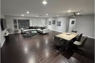 7610 NW 66th Ter, Tamarac, FL 33321 - Photo 4