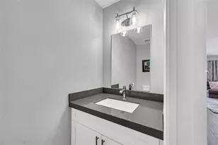 808 NE 15th Ave, Fort Lauderdale, FL 33304 - Photo 22