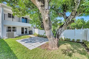 808 NE 15th Ave, Fort Lauderdale, FL 33304 - Photo 12