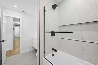 751 SE 7th Avenue, Pompano Beach, FL 33060 - Photo 24