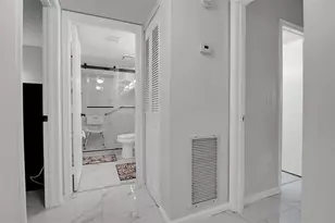 260 NW 76th Ave, Margate, FL 33063 - Photo 24