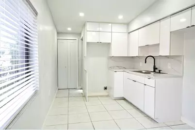 14135 NW 22nd Pl, Opa-Locka, FL 33054 - Photo 4