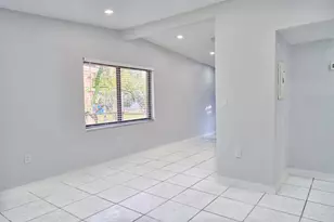 14135 NW 22nd Pl, Opa-Locka, FL 33054 - Photo 6