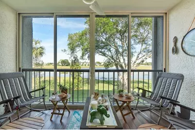 4832  Esedra Court, Unit #Apt 206, Lake Worth, FL 33467 - Photo 4