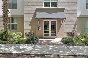 2421 NE 65th St, Fort Lauderdale, FL 33308 - Photo 2