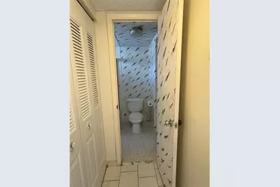 6001 NW 61st Ave, Unit #105, Tamarac, FL 33319 - Photo 8