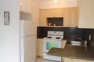 2211 Lincoln St, Hollywood, FL 33020 - Photo 2