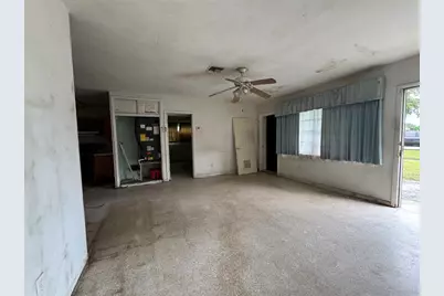 18530 NW 42nd Ave, Miami Gardens, FL 33055 - Photo 2