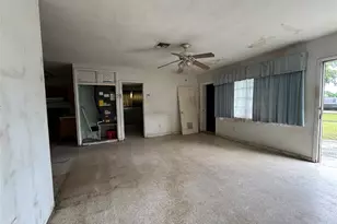 18530 NW 42nd Ave, Miami Gardens, FL 33055 - Photo 2