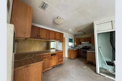 18530 NW 42nd Ave, Miami Gardens, FL 33055 - Photo 6