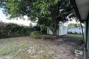 18530 NW 42nd Ave, Miami Gardens, FL 33055 - Photo 32