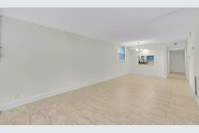 8415  Forest Hills Dr, Unit #305, Coral Springs, FL 33065 - Photo 10