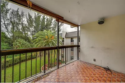 8415  Forest Hills Dr, Unit #305, Coral Springs, FL 33065 - Photo 24