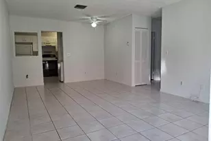 11122 Royal Palm Blvd, Coral Springs, FL 33065 - Photo 4