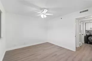 2232 N Cypress Bend Dr, Pompano Beach, FL 33069 - Photo 24