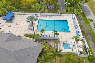 2232 N Cypress Bend Dr, Pompano Beach, FL 33069 - Photo 34