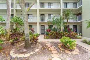 2232 N Cypress Bend Dr, Pompano Beach, FL 33069 - Photo 6