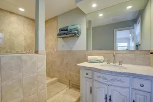 1920 Waters Edge, Pompano Beach, FL 33062 - Photo 20