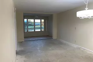 9460 Poinciana Pl, Davie, FL 33324 - Photo 4