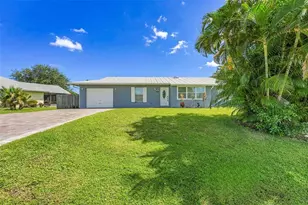 709 SW Dorchester St, Port Saint Lucie, FL 34983 - Photo 2