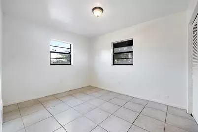 747 NW 14th Way, Fort Lauderdale, FL 33311 - Photo 10