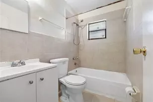 747 NW 14th Way, Fort Lauderdale, FL 33311 - Photo 8