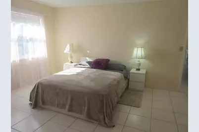 1200  Hibiscus Ave, Unit #801, Pompano Beach, FL 33062 - Photo 10