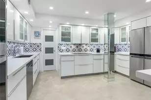 2850 N Palm Aire Dr, Pompano Beach, FL 33069 - Photo 1