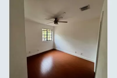 4266  Vineyard Circle, Weston, FL 33332 - Photo 8