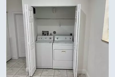 4266  Vineyard Circle, Weston, FL 33332 - Photo 6