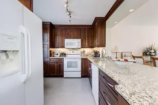 414 SE 10th St, Dania Beach, FL 33004 - Photo 6