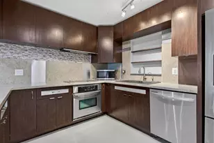 8709 NW 57th Dr, Tamarac, FL 33321 - Photo 2