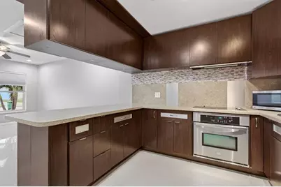 8709 NW 57th Dr, Tamarac, FL 33321 - Photo 16