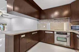 8709 NW 57th Dr, Tamarac, FL 33321 - Photo 16