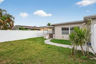 8709 NW 57th Dr, Tamarac, FL 33321 - Photo 22