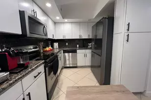 5600 Collins Ave, Miami Beach, FL 33140 - Photo 8