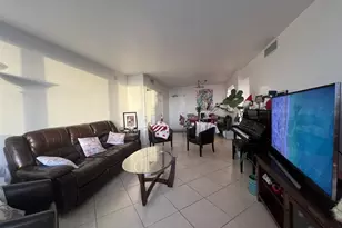 5600 Collins Ave, Miami Beach, FL 33140 - Photo 10