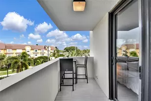 4201 N Ocean Dr, Hollywood, FL 33019 - Photo 26