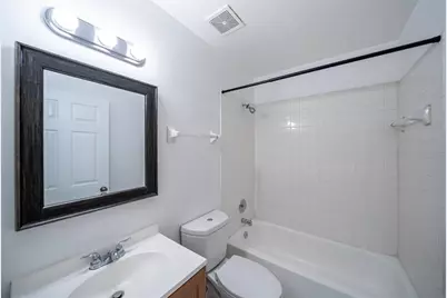 3453 NW 44th St, Unit #108, Lauderdale Lakes, FL 33309 - Photo 8