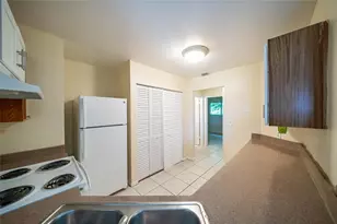 3453 NW 44th St, Lauderdale Lakes, FL 33309 - Photo 18