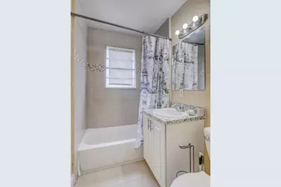 1105 W 34th St, Riviera Beach, FL 33404 - Photo 8